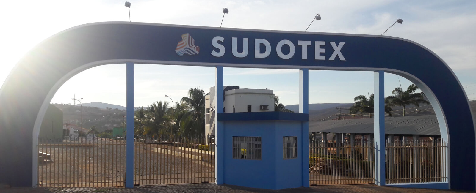 fachada-grupo-sudotex-1600-650